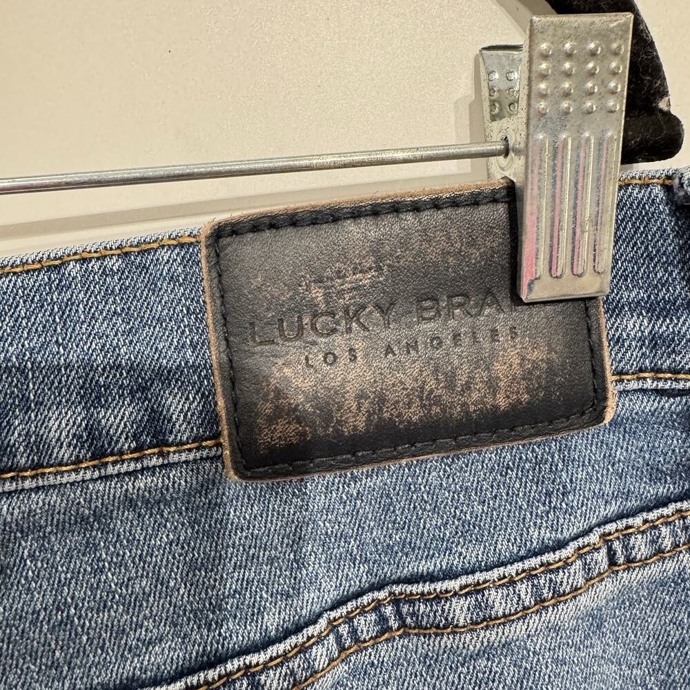 Lucky Brand Men's 410 Athletic Slim Jeans Sz 36x34 Blue Medium Wash Stretch - Picture 3 of 6